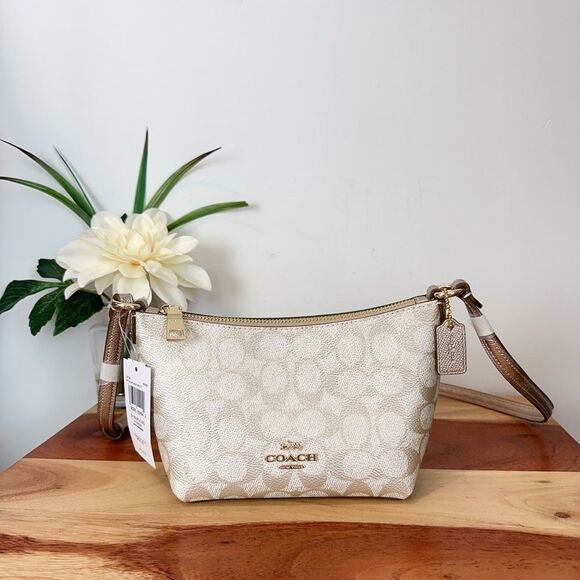 NWT Coach Zip Top‎ Crossbody Bag In Signature Canvas - Picture 1 of 6